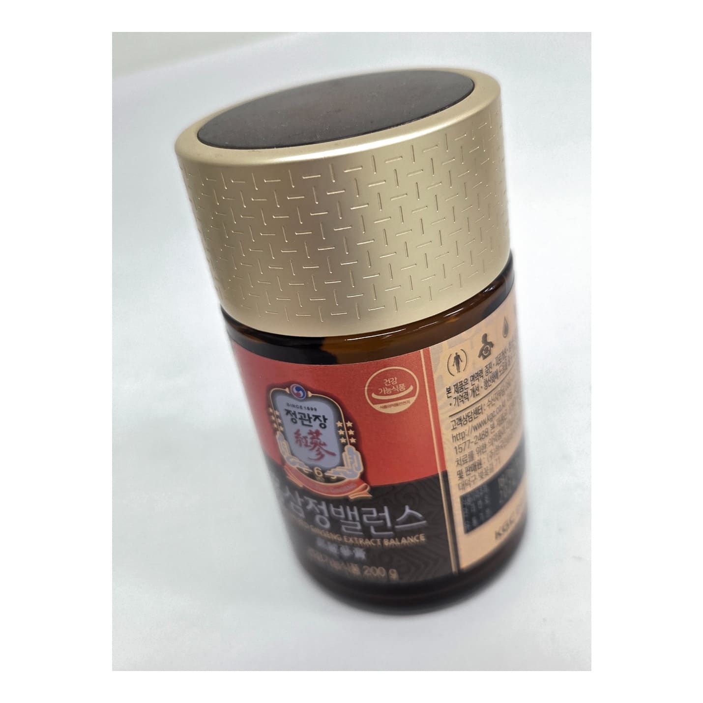 코롱 · M.CURIE 대표 용기